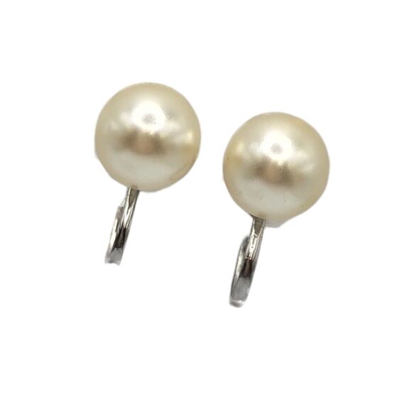 Vintage Screw Back Earrings Cream Faux Pearl Beads Silver Tone Classic Style - Picture 1 of 10